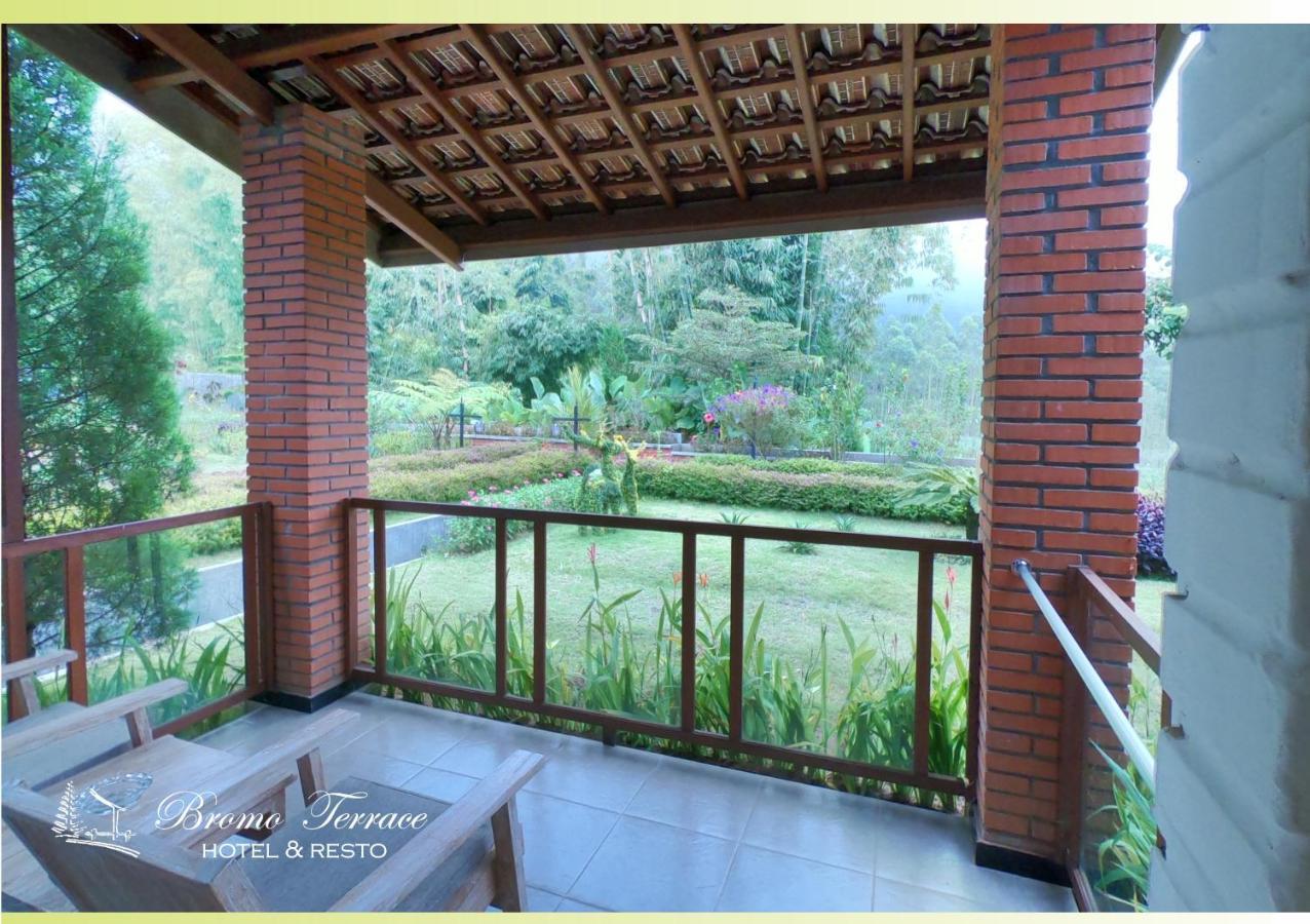 Bromo Terrace Hotel Εξωτερικό φωτογραφία